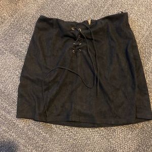 Front tie skirt